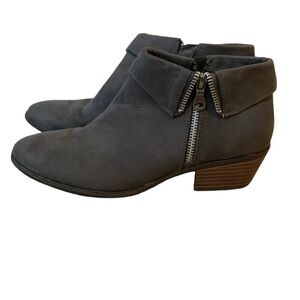 X appeal Women’s Dark Gray Rolled Top Heeled Zipper Booties